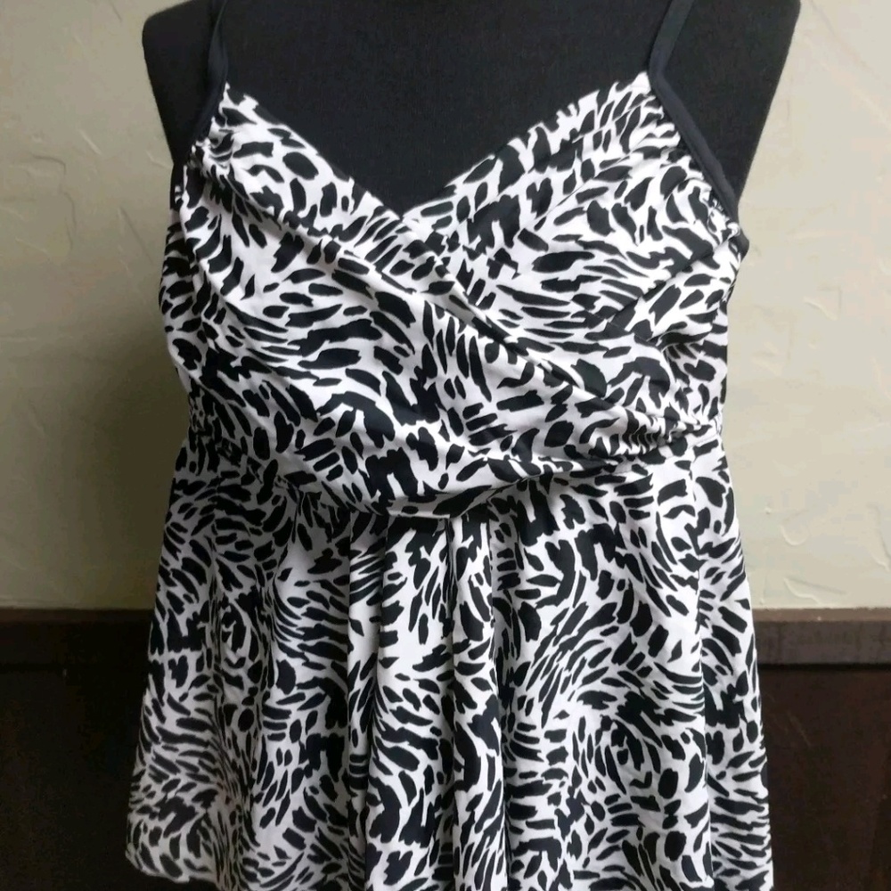 Azul by Maxine of Hollywood padded tankini  sz 16